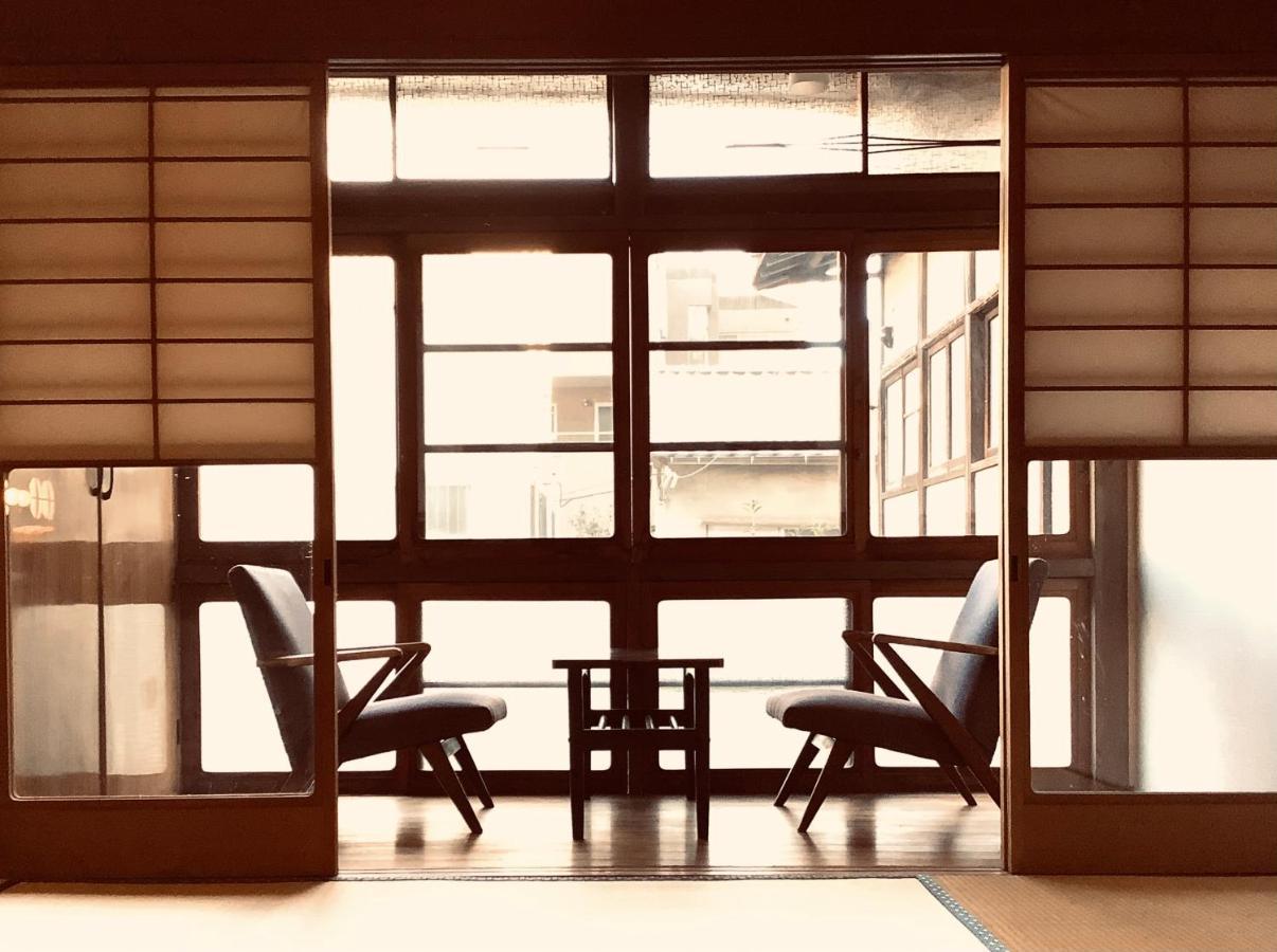 Onomichi Guest House Anago-No-Nedoko Екстер'єр фото