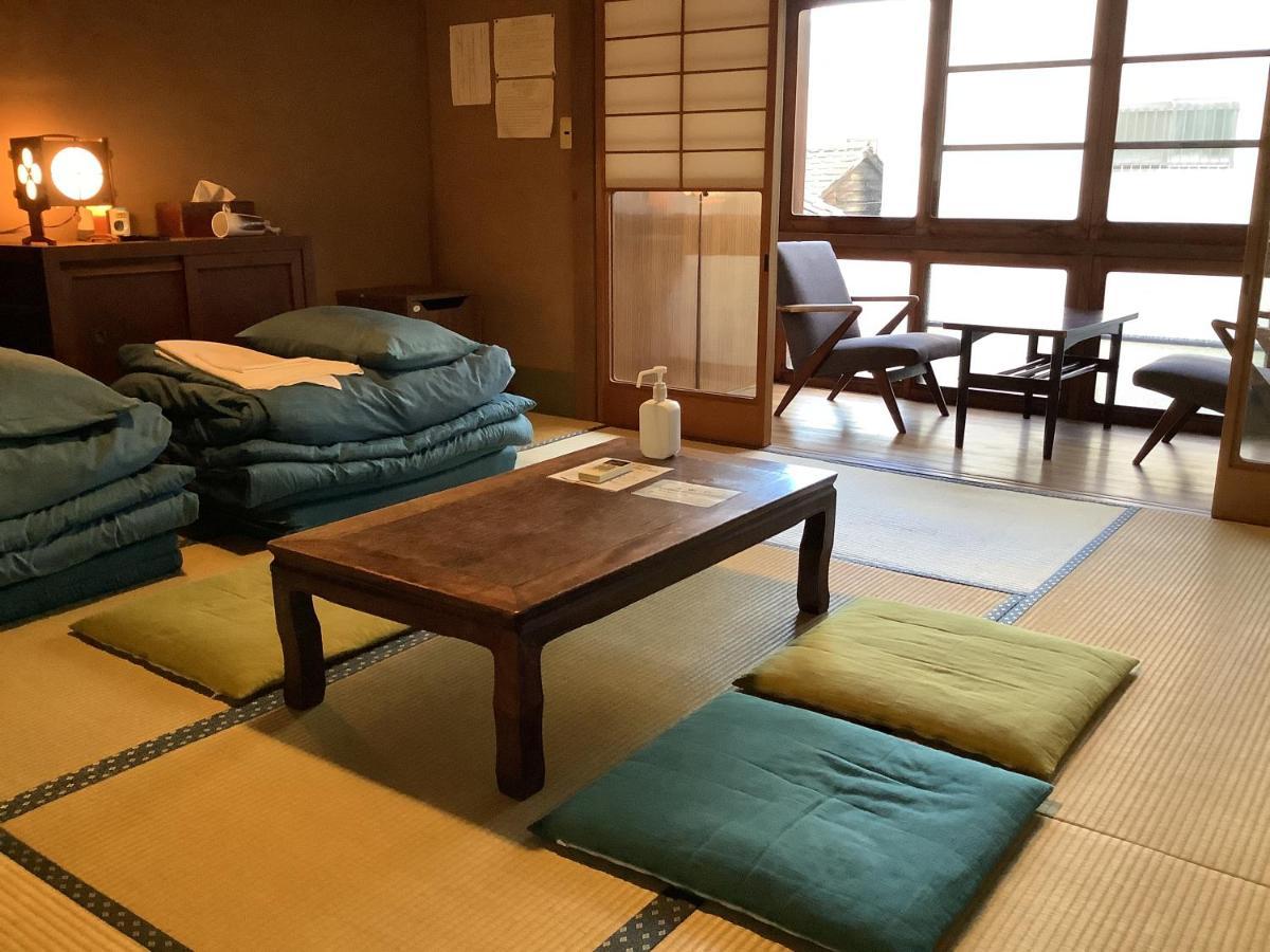 Onomichi Guest House Anago-No-Nedoko Екстер'єр фото