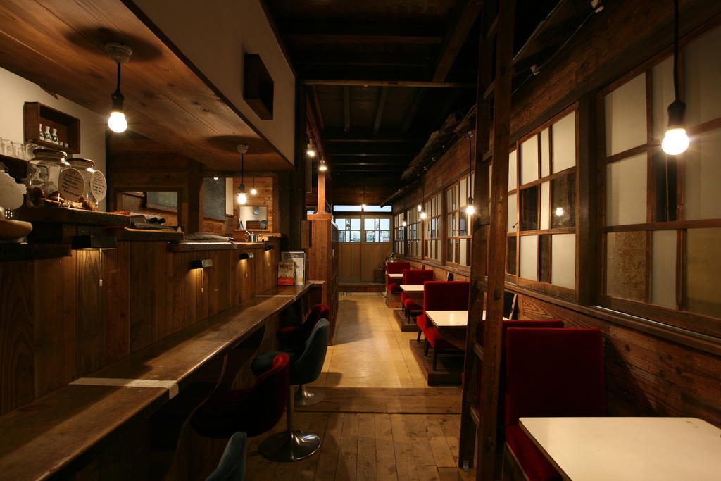 Onomichi Guest House Anago-No-Nedoko Екстер'єр фото